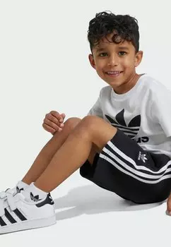 Футболка с принтом Tee Set adidas Originals, черно-белая