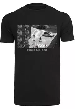 Футболка с принтом TRUST NO ONE Mister Tee, черный