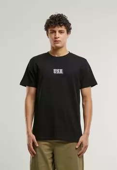 Футболка с принтом USA COLLEGE WORDING PATCH TEE Mister Tee, черный