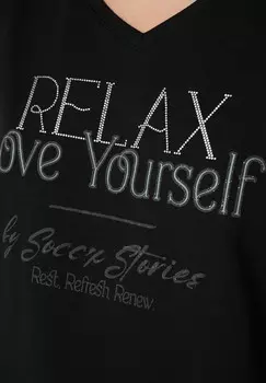 Футболка с принтом V-AUSSCHNITT UND GLITTER WORDING Soccx, черный