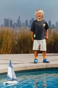 Футболка с принтом ZARA, антрацитовый серый