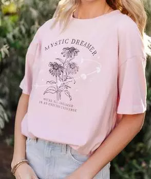 Футболка с рисунком Mystic Dreamer в бледно-лиловом цвете RAE MODE
