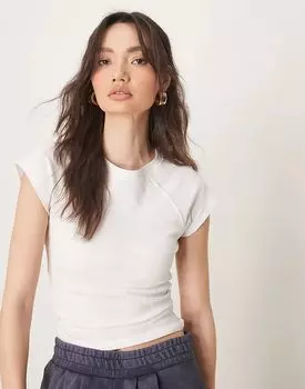 Футболка с рукавами реглан для малышей белого цвета ASOS DESIGN