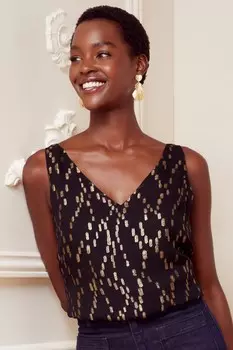 Футболка с V-образным вырезом и вырезом сзади Love & Roses, черный