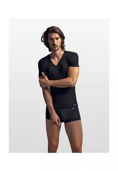 Футболка с V-образным вырезом RED 0965 Olaf benz, черный