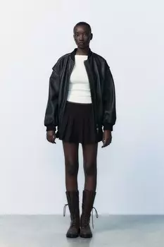 Футболка с вырезом-лодочкой в рубчик ZARA, устрично-белый