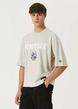 Футболка с вышитым логотипом и принтом Champion, бежевый