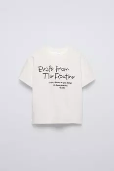 Футболка с вышитым лозунгом ZARA, устрично-белый