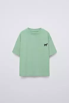 Футболка с вышитыми мотивами ZARA, средне-зеленый