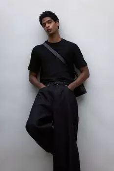 Футболка со структурой, прямого кроя H&M, черный