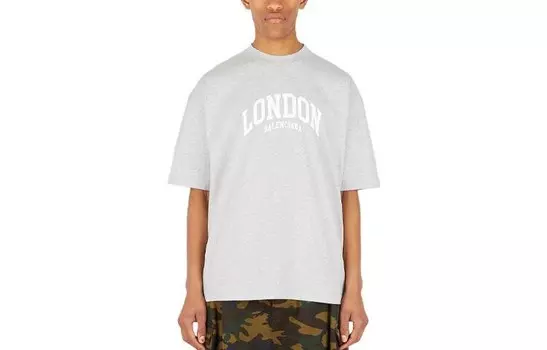 Футболка среднего размера Cities London Balenciaga, серый