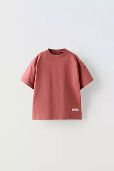 Футболка средней тяжелости с этикеткой ZARA, светло-красный