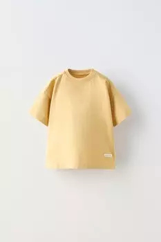 Футболка средней тяжелости с этикеткой ZARA, светло-желтый