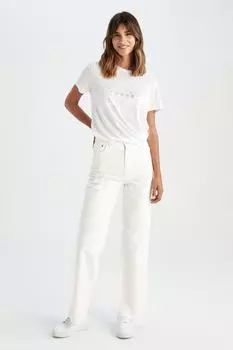 Футболка стандартного кроя с круглым вырезом и короткими рукавами с принтом DeFacto, белый