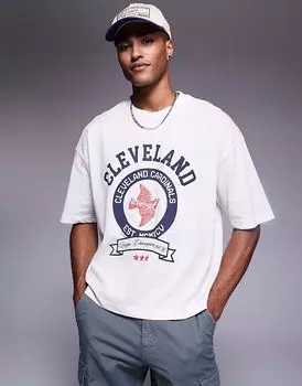 Футболка свободного кроя ASOS DESIGN с университетской графикой в кремово-белом цвете