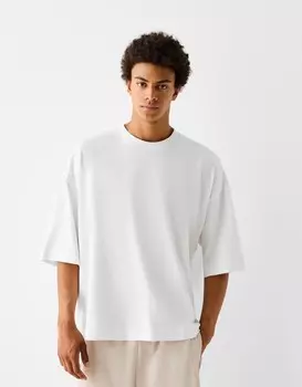 Футболка свободного кроя с коротким рукавом Bershka, белый