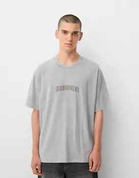 Футболка свободного кроя с вышивкой и короткими рукавами Bershka, серый