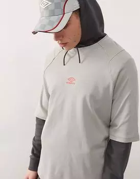 Футболка свободного кроя Umbro Washed серого цвета с высоким воротом