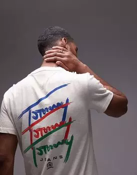 Футболка Tommy Jeans с повторяющимся фирменным принтом на спине цвета овсяной меланжи