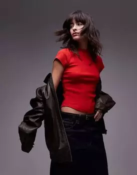 Футболка Topshop с закругленным подолом и резинкой, красного цвета