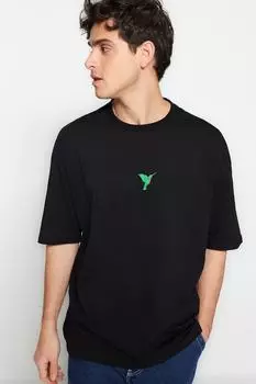 Футболка TRENDYOL MAN, черный