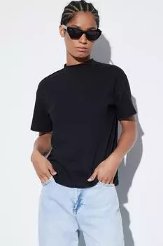 Футболка Trendyol с базовым воротником-стойкой, черный