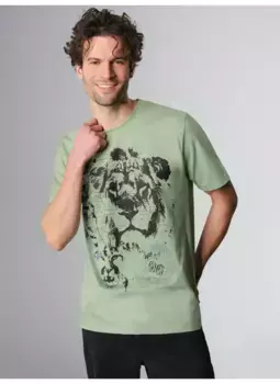 Футболка Trigema "Футболка TRIGEMA с большим львиным принтом", зеленый