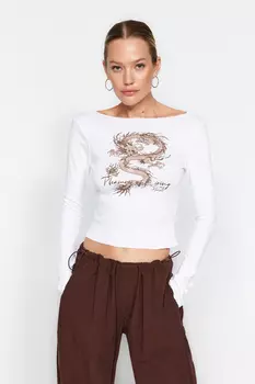 Футболка укороченная Trendyol в рубчик с принтом