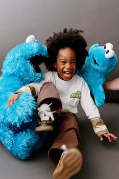 Футболка улица сезам ZARA, цвет oyster/white