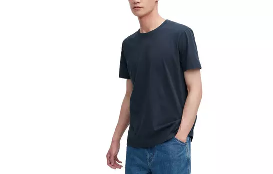Футболка унисекс темно-синяя Uniqlo, темно-синий