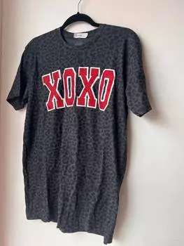 Футболка Xoxo Leopard черного цвета Texas True Threads