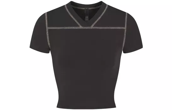 Футболка женская черная Skims