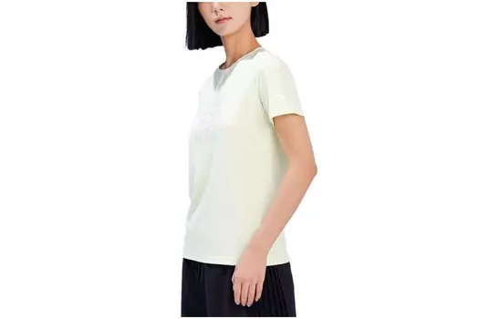 Футболка женская из коллекции Outdoor, цвет коктейльный зеленый Anta