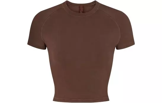 Футболка женская темно-коричневая Skims