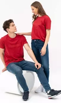 Футболкастандартного кроя Budmil, красный