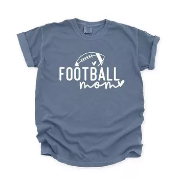 Футболки Football Mom Ball, окрашенные в одежду Simply Sage Market, цвет Blue Jean