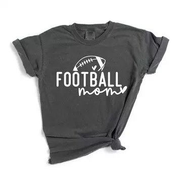 Футболки Football Mom Ball, окрашенные в одежду Simply Sage Market, цвет Pepper