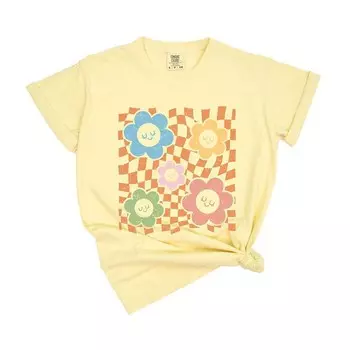 Футболки с клетчатыми цветами и смайликами, окрашенные в одежду Simply Sage Market, цвет Butter