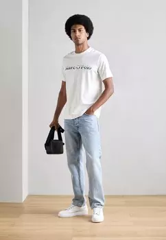 Футболки с принтом SHORT SLEEVE SEASONAL ARTWORK Marc O'Polo, цвет Egg White