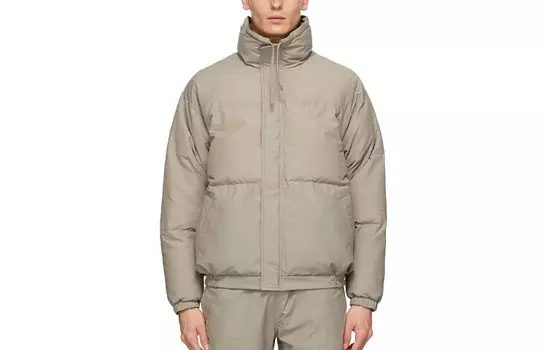 FW20 Стеганая куртка унисекс Moss Fear Of God Essentials, цвет Moss