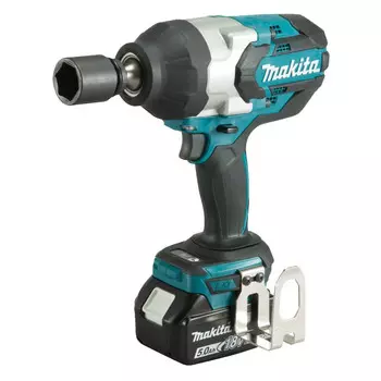 Гайковерт Makita DTW1002RTJ + две батареи 5.0Ah и одна зарядка