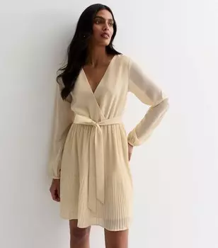 Gini London Stone Плиссированное мини-платье с длинными рукавами и поясом Gini London, кремовый