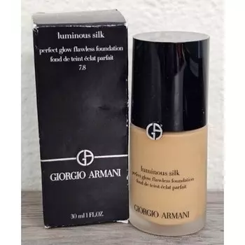 Giorgio Armani Luminous Silk Perfect Glow Flawless Foundation 7.8 Tan Olive