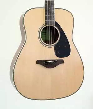 Гитара Yamaha FG820 Dreadnought с декой из цельной ели