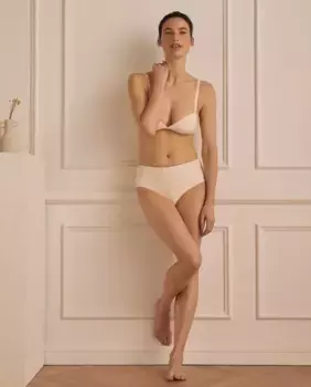 Гладкие бесшовные трусики Antigel, розовый