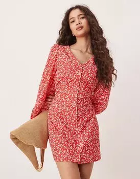 Гламурное чайное платье с длинными рукавами и пуговицами в мелкий красный цветочный узор Glamorous