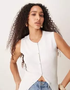 Гламурный трикотажный топ без рукавов белого цвета Glamorous