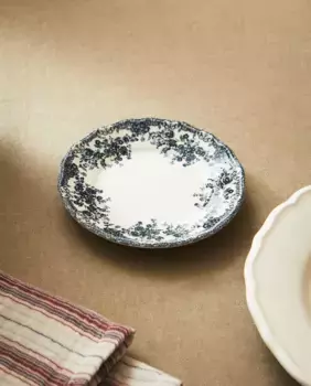 Глиняная боковая тарелка с цветочным узором Zara Home, синий