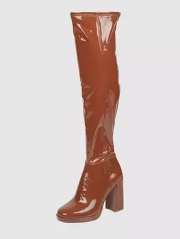 Гольфы в лаковой отделке, модель Magnifico Steve Madden, коньячный цвет