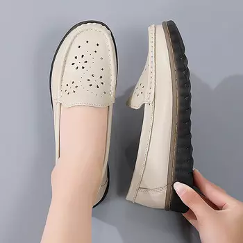 Gommino Лоферы женские бежевый Reivantix